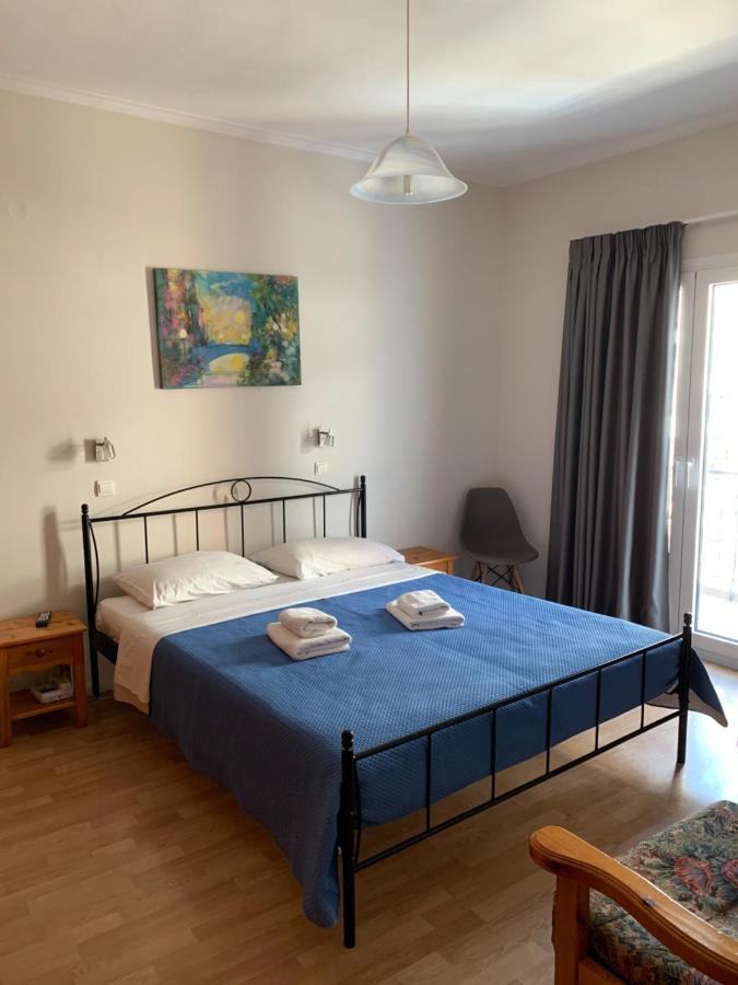Aparthotel Agni à Nafpaktos Extérieur photo
