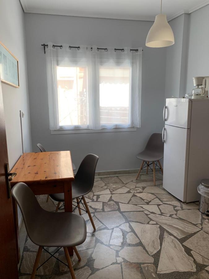 Aparthotel Agni à Nafpaktos Extérieur photo